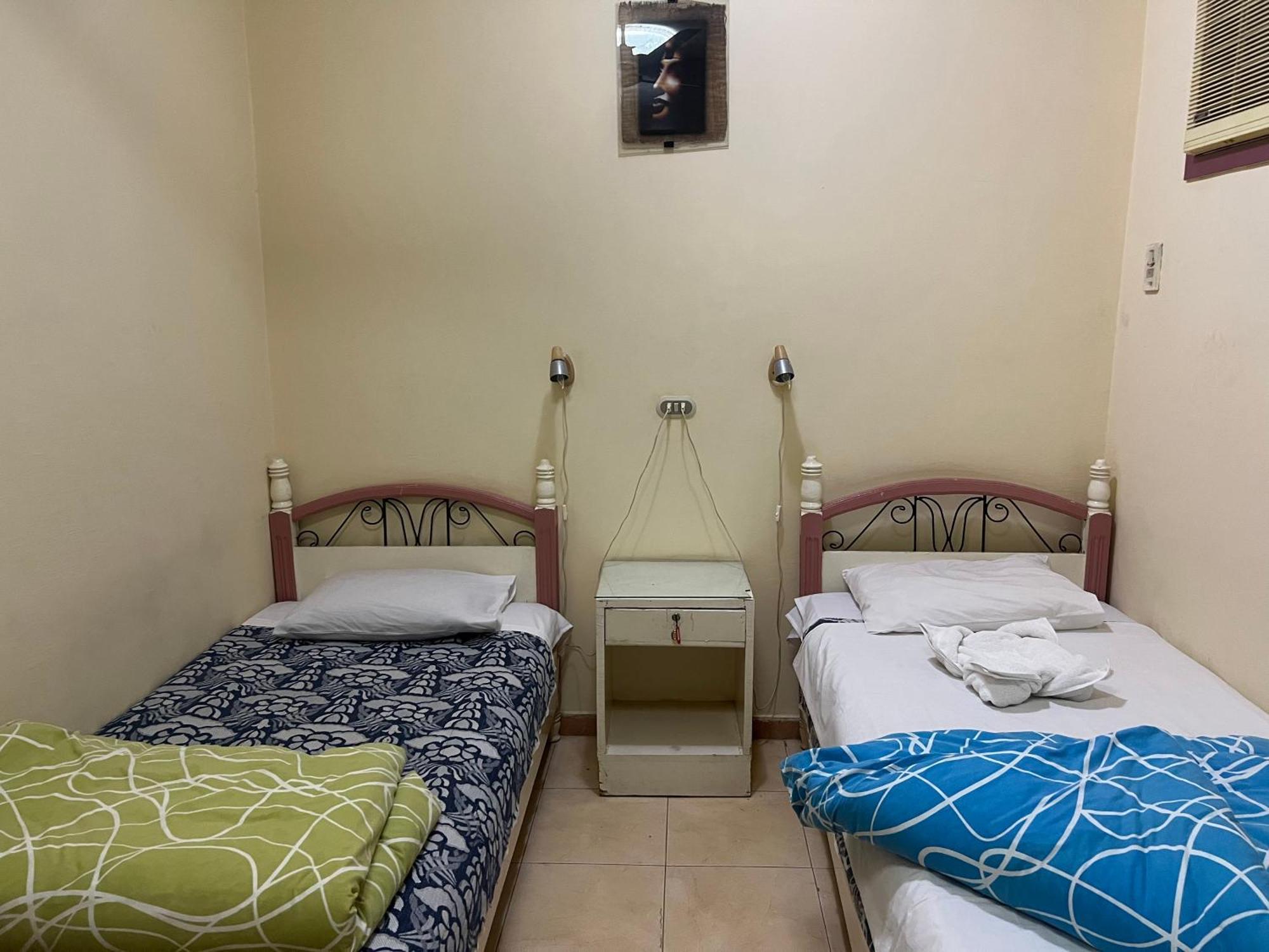 Elphardous Hotel Luxor Luaran gambar